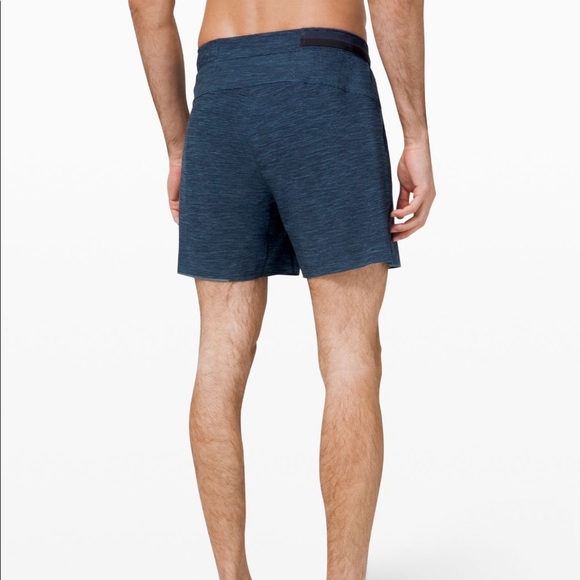 Lululemon men’s shorts - Picture 3 of 5